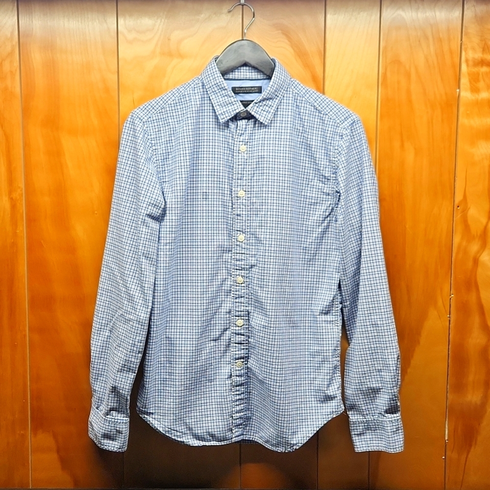 Banana Republic Men's Button Down Shirt